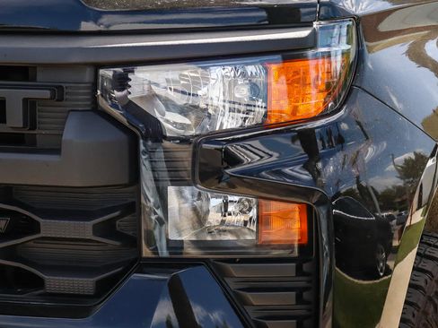 Used 2025 Chevrolet Silverado 1500 Custom Trail Boss w/ Midnight Edition AWD/4WD image 2