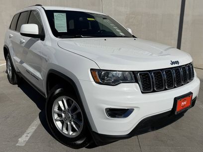 Used 2020 Jeep Grand Cherokee Laredo