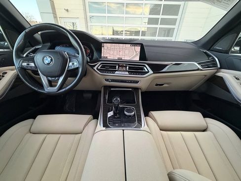 Used 2021 BMW X5 xDrive40i w/ Premium Package image 16