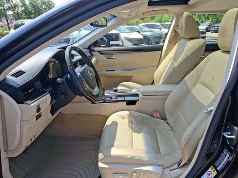 Used 2014 Lexus ES 350 w/ Premium Package FWD image 14