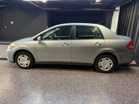 Used 2010 Nissan Versa 1.8 S w/ PWR Plus Pkg FWD image 4