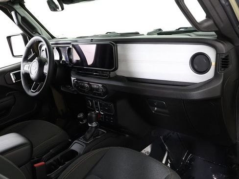 Used 2025 Jeep Wrangler Sport AWD/4WD image 23