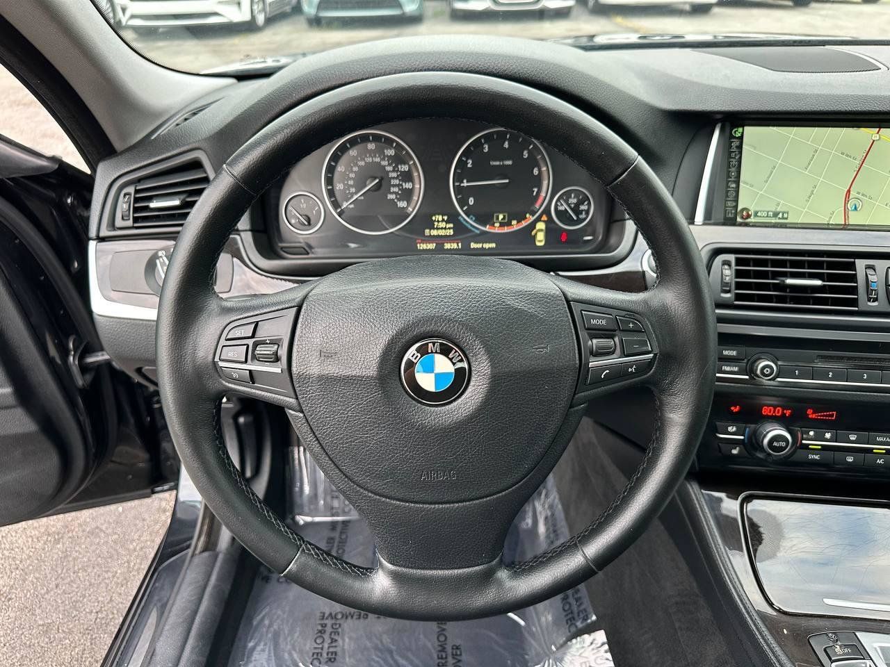 Used 2014 BMW 528i xDrive Sedan AWD/4WD image 41