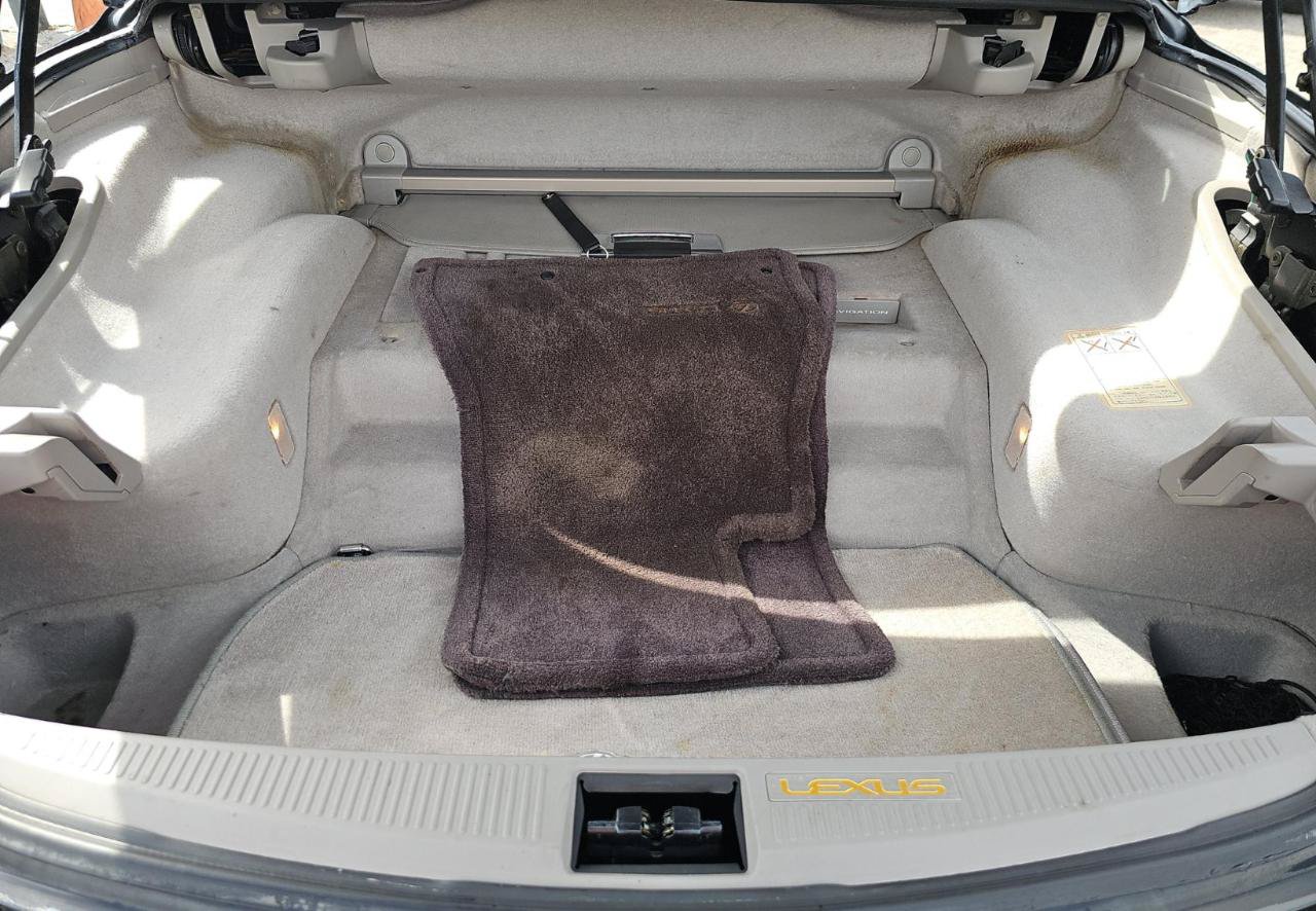 Used 2004 Lexus SC 430 Convertible RWD image 19