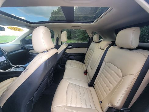 Used 2022 Ford Edge SEL w/ Convenience Package AWD/4WD image 28