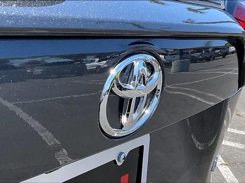 Certified 2025 Toyota RAV4 LE FWD image 30
