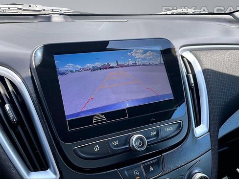 Used 2023 Chevrolet Malibu LT FWD image 21