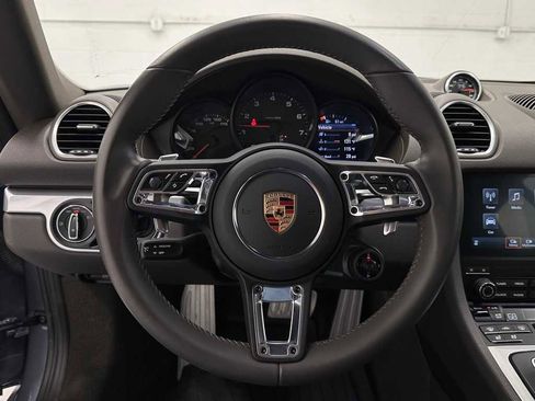 Used 2025 Porsche 718 Cayman image 17