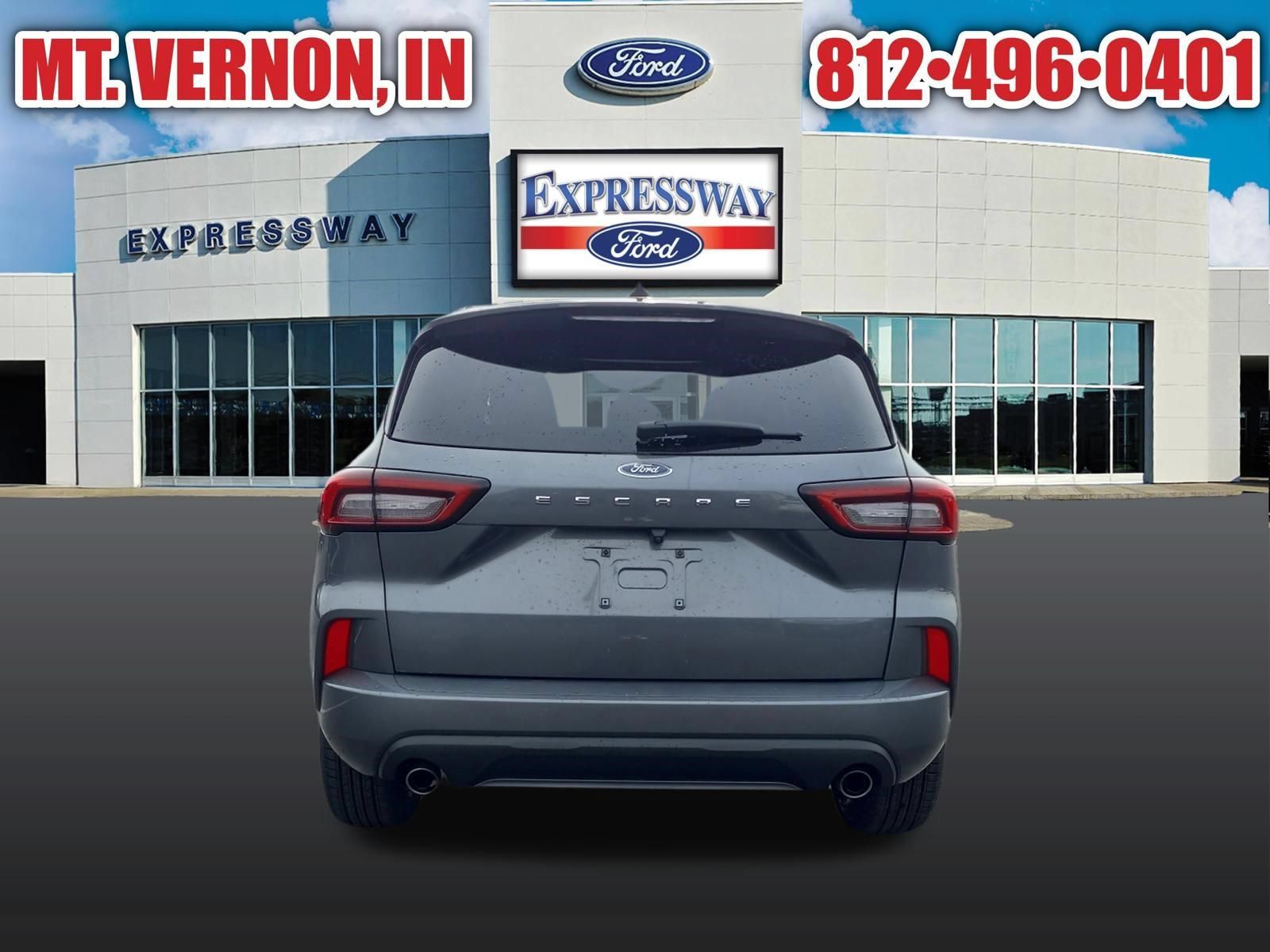 Used 2024 Ford Escape ST-Line w/ Cold Weather Package FWD image 8