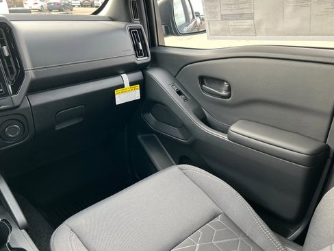 New 2026 Nissan Frontier SV image 10