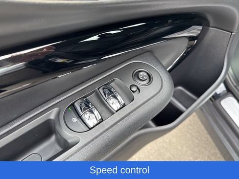 Used 2023 MINI Cooper Clubman S FWD image 11