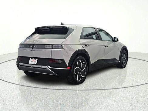 Used 2023 Hyundai Ioniq 5 SEL w/ Cargo Package AWD/4WD image 7