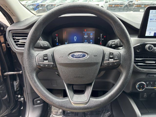 Certified 2025 Ford Escape Active FWD image 14