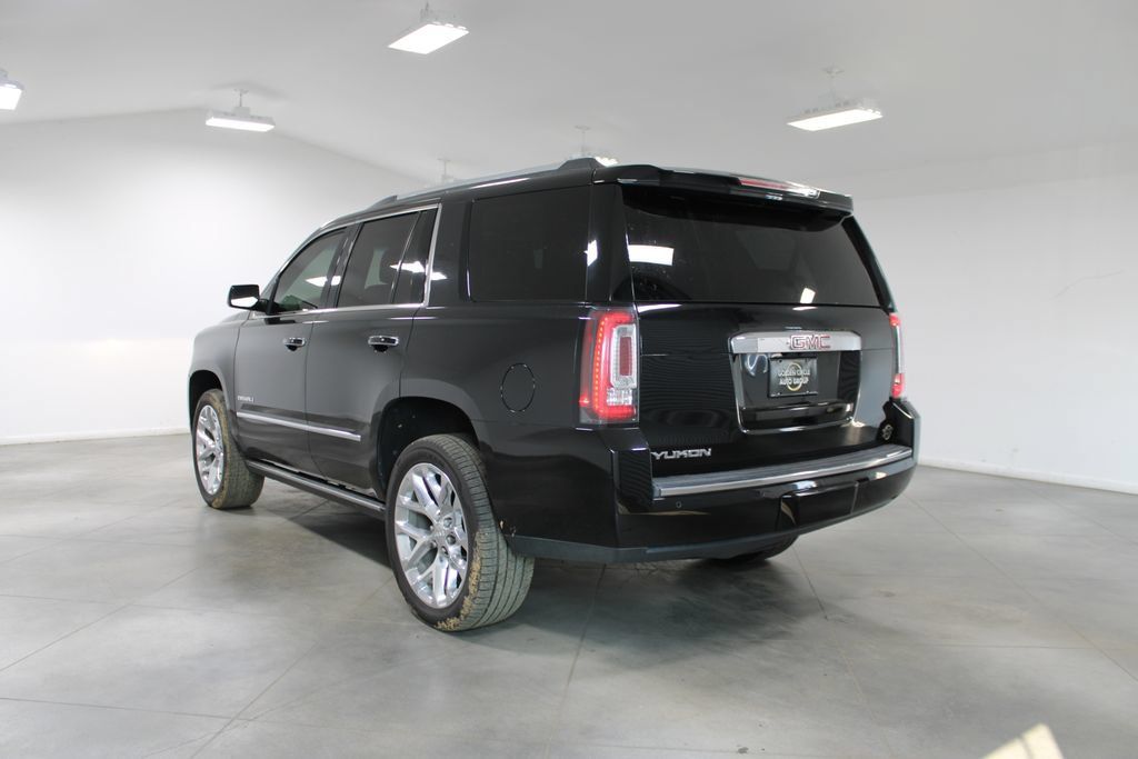 Used 2017 GMC Yukon Denali w/ Open Road Package AWD/4WD image 7