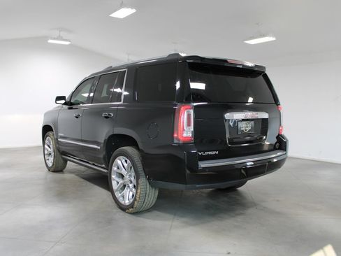 Used 2017 GMC Yukon Denali w/ Open Road Package AWD/4WD image 7