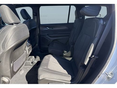 New 2025 Jeep Grand Cherokee L Laredo w/ Trailer Tow Package image 17