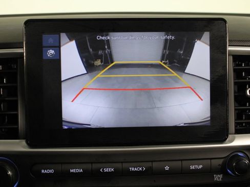 Certified 2024 Hyundai Venue SEL FWD image 30