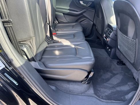 Used 2019 Audi Q7 3.0T Prestige w/ Prestige Package image 38