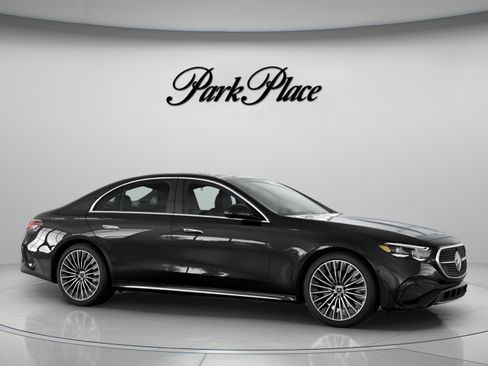 Used 2026 Mercedes-Benz E 350 Sedan image 30