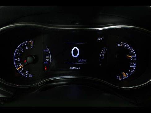 Used 2020 Jeep Grand Cherokee Laredo AWD/4WD image 23