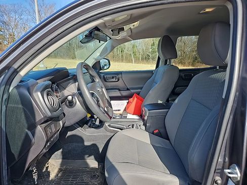 Used 2023 Toyota Tacoma SR image 16