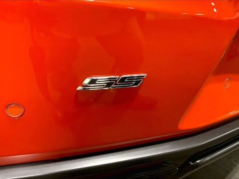 Used 2018 Chevrolet Camaro SS w/ Hot Wheels Edition image 7