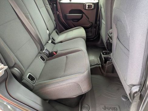 New 2026 Jeep Gladiator Sport image 36