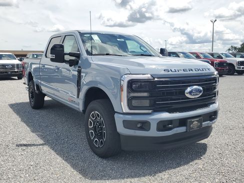 New 2026 Ford F250 Platinum image 2