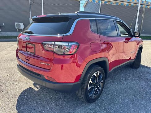 Used 2024 Jeep Compass Limited AWD/4WD image 5