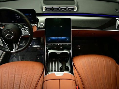 Used 2022 Mercedes-Benz S 500 4MATIC image 6