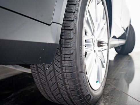 Used 2023 Acura MDX SH-AWD w/ Advance Package image 42