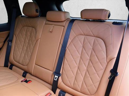 Used 2023 BMW X5 xDrive40i w/ Luxury Seating Package AWD/4WD image 24
