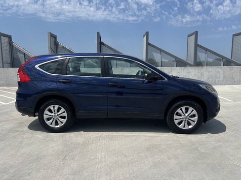 Used 2015 Honda CR-V LX image 4