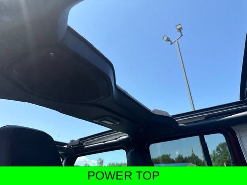Used 2021 Jeep Wrangler Unlimited Sahara w/ Uconnect 4C Nav & Sound Group AWD/4WD image 41