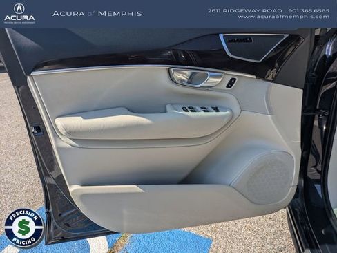 Used 2019 Volvo XC90 T5 Momentum w/ Protection Package Premier FWD image 24