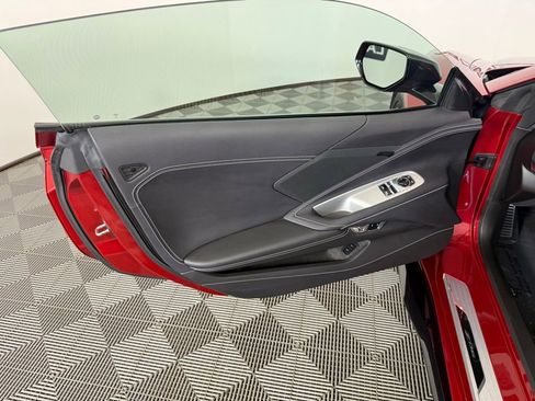 Used 2023 Chevrolet Corvette Z06 RWD image 17