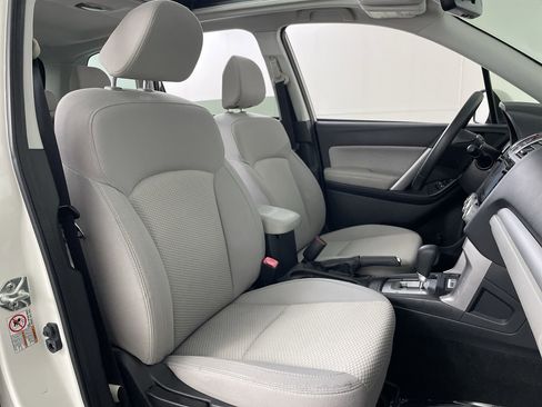 Used 2017 Subaru Forester 2.5i Premium image 25