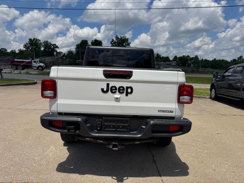 Used 2020 Jeep Gladiator Sport w/ Quick Order Package 24S AWD/4WD image 8