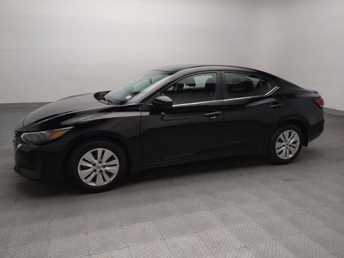 Used 2024 Nissan Sentra S FWD image 2