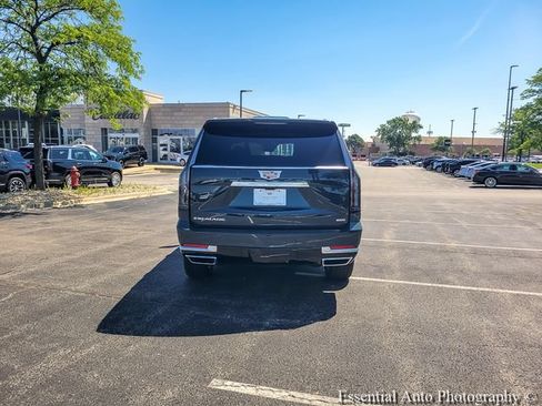 New 2026 Cadillac Escalade Luxury w/ LPO, Floor Liner Package AWD/4WD image 11