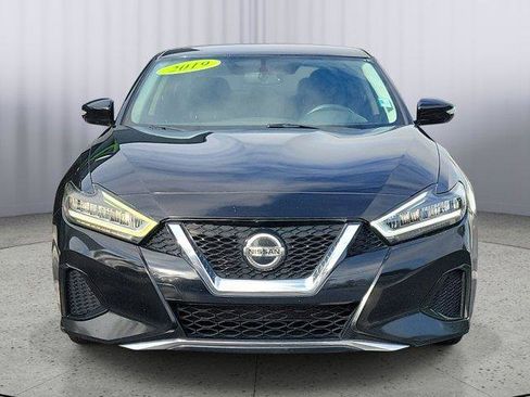 Used 2019 Nissan Maxima 3.5 SV w/ Floor Mat Group FWD image 2