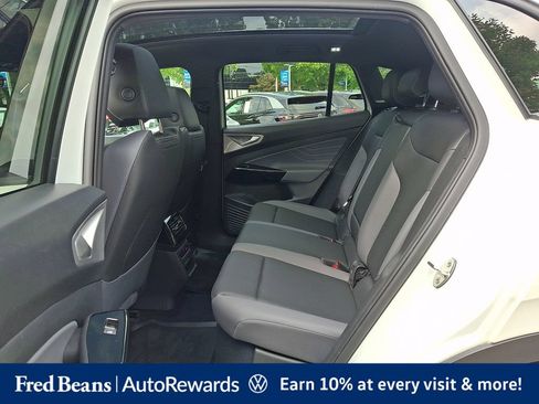 Certified 2023 Volkswagen ID.4 Pro S Plus AWD/4WD image 13