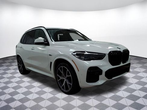 Certified 2023 BMW X5 xDrive45e w/ M Sport Package image 6