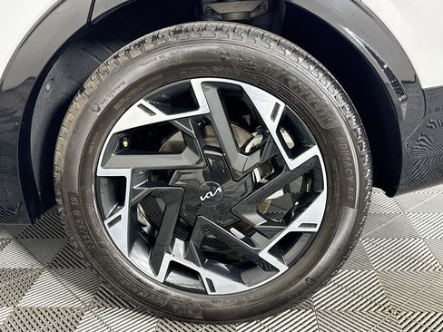 Used 2024 Kia Sportage SX image 36