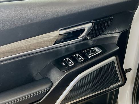 Used 2022 Kia Telluride EX w/ EX Premium Package image 18