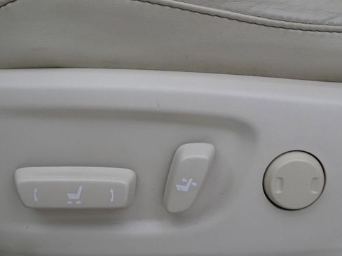 Used 2023 Lexus GX 460 Luxury w/ Sport Design Package image 22