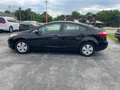 Used 2016 Kia Forte LX FWD image 5