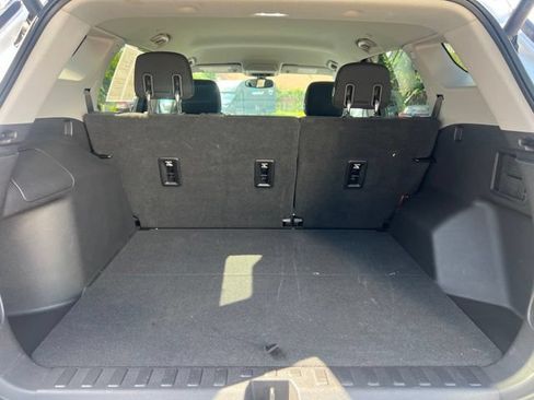 Used 2019 GMC Terrain SLE w/ Driver Convenience Package AWD/4WD image 14