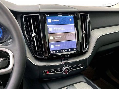 Used 2025 Volvo XC60 B5 Plus w/ Protection Package Premier image 8