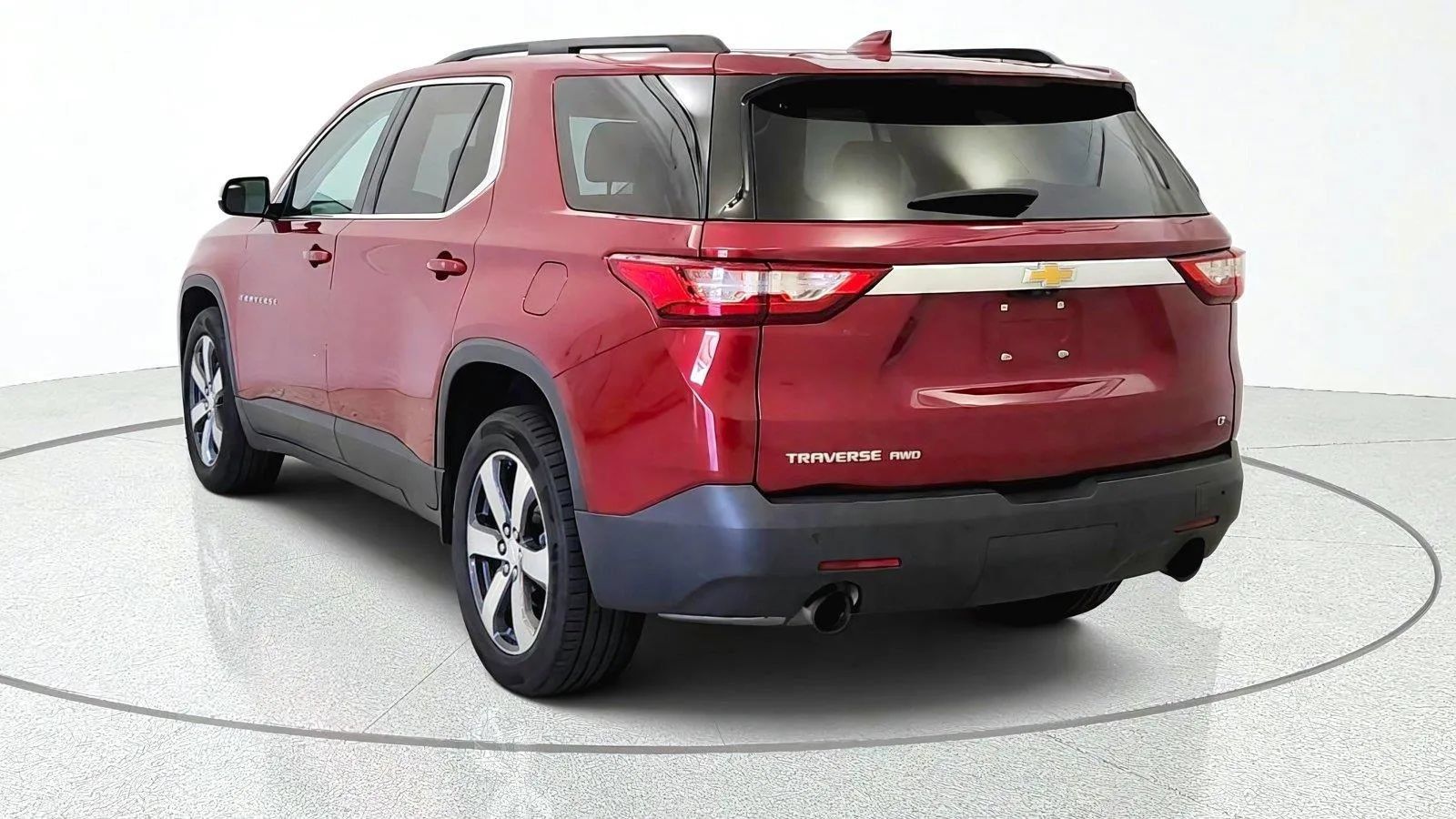 Used 2019 Chevrolet Traverse LT w/ LT Premium Package AWD/4WD image 8